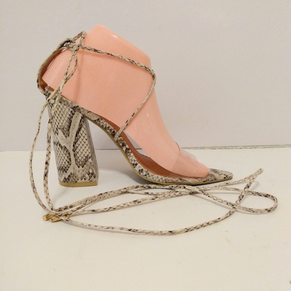 Pretty Little Thing Snake Print Strap Open Point Toe 4 1/4" Chunky Heels sz 5 - Picture 3 of 12